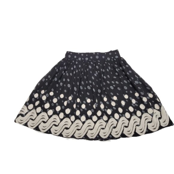 Black and White Skirt Elastic Waist Skirt Polka Dot Pleated Flare Short Skirt - Picture 7 of 7